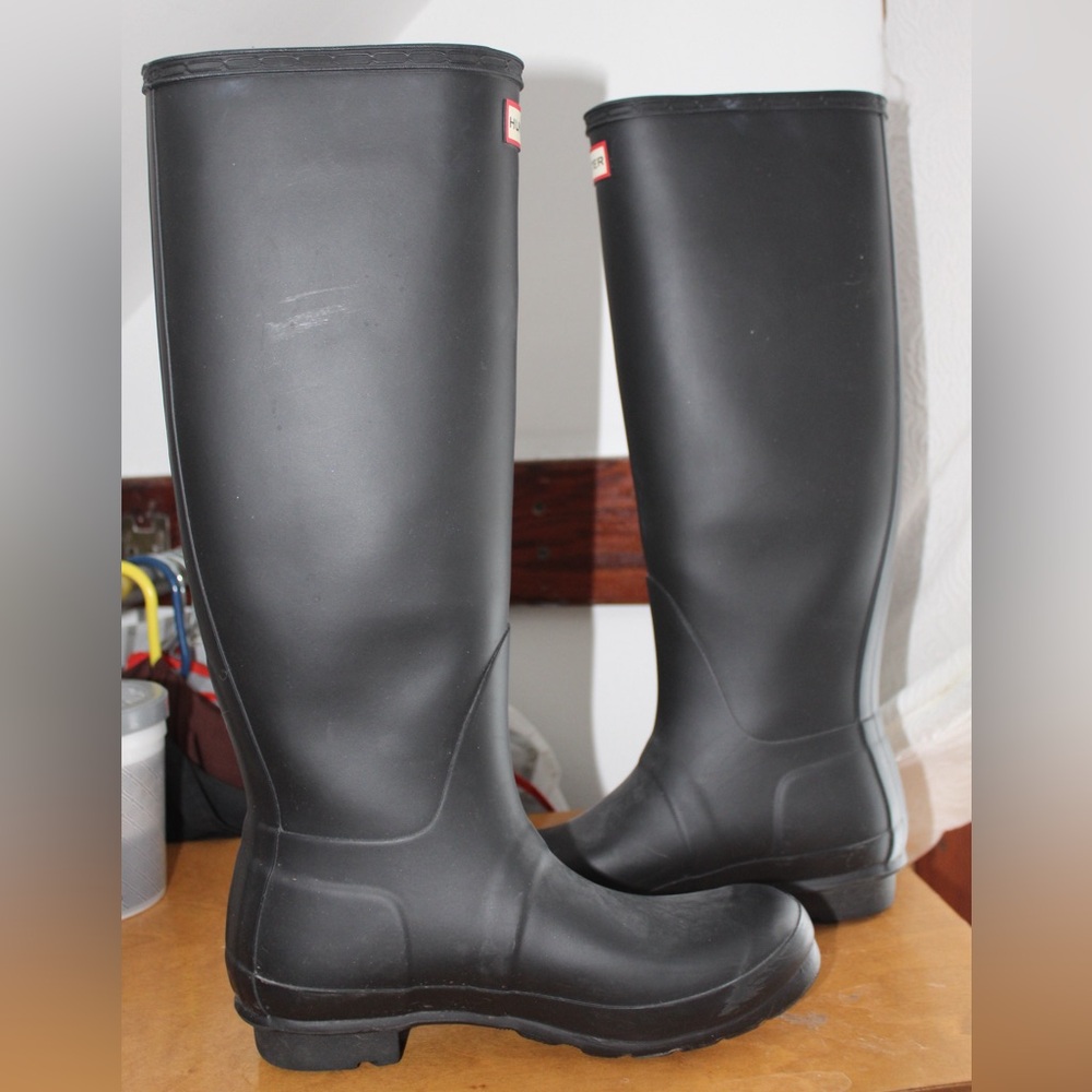 Hunter Classic Black Waterproof Boots - Picture 3 of 6